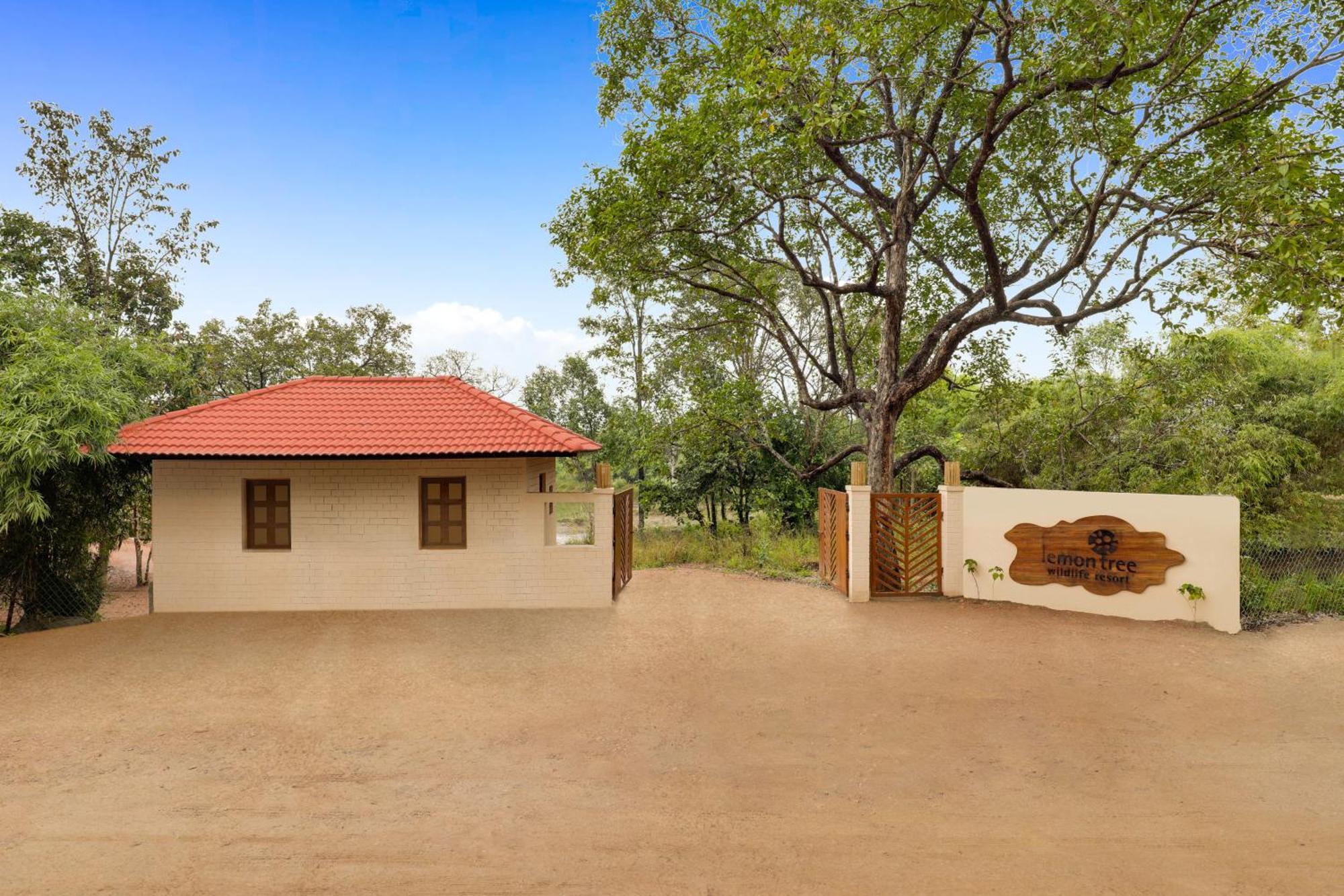 Lemon Tree Wildlife Resort, Kānha エクステリア 写真